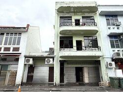 Yu Li Industrial Building (D14), Shop House #581310371